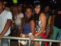 Oktober 10 Anos